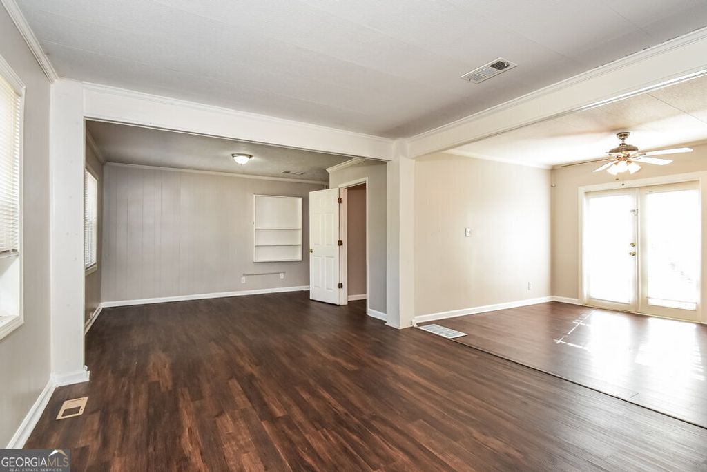 Photo of 1165 SW Wisteria Drive SW, Mableton, GA 30126 (MLS # 10811606)