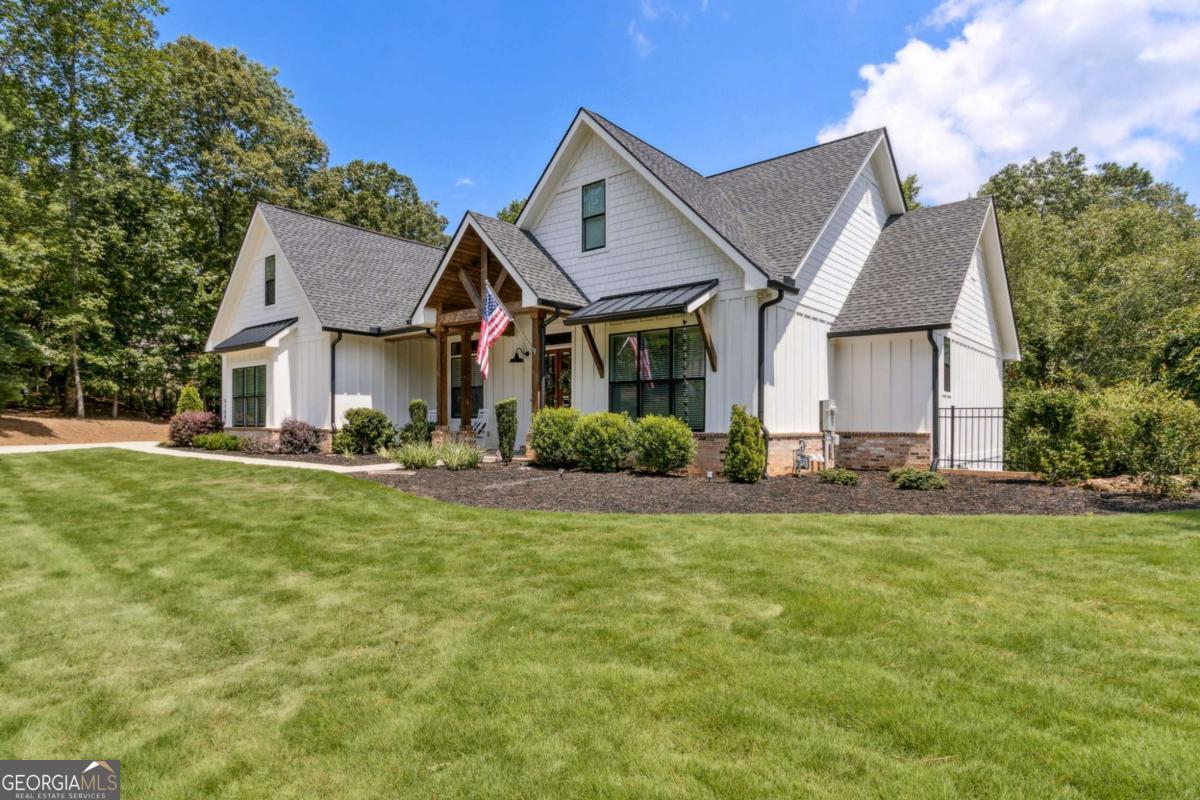 6754 Gaines Ferry RD
