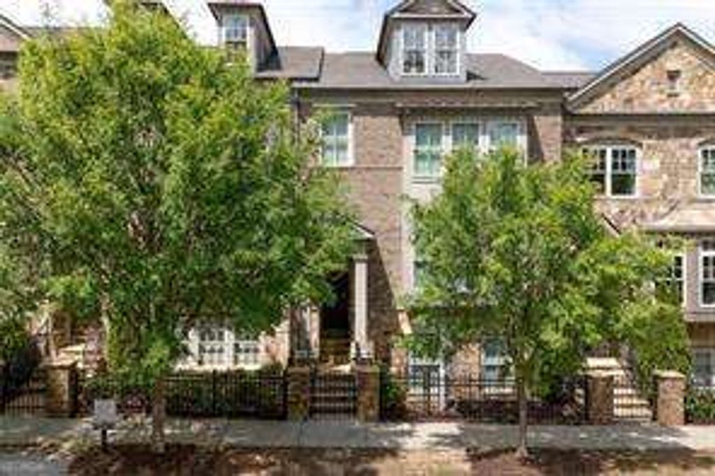 Photo of 1120 Cordia Avenue NW, Atlanta, GA 30318 (MLS # 10769584)