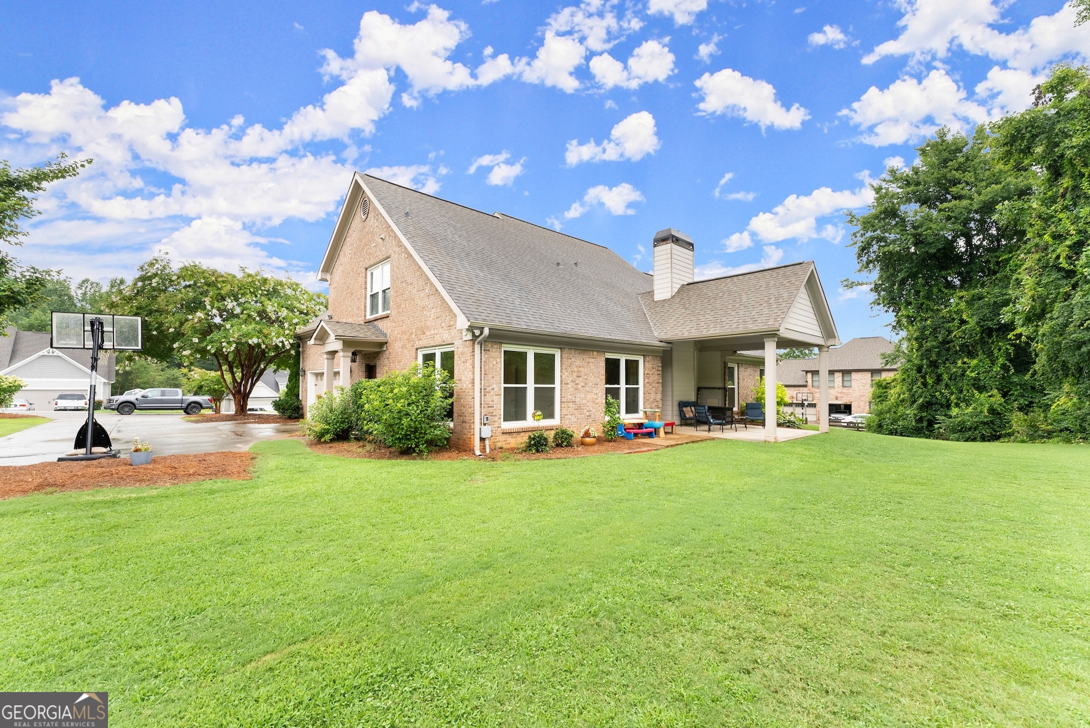 6006 Trojan DR