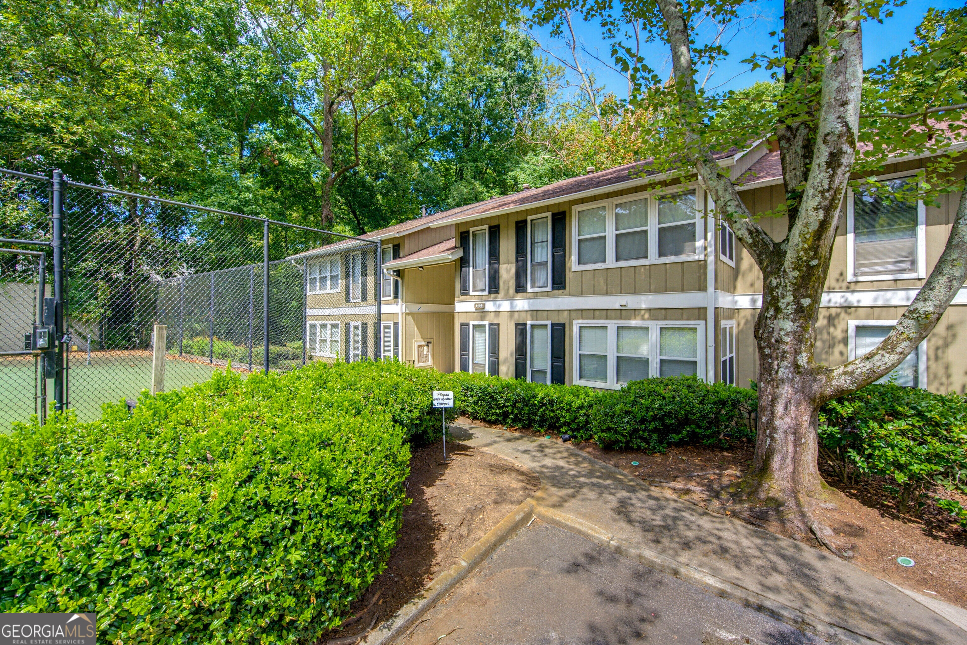 5159 Roswell RD # 1/59