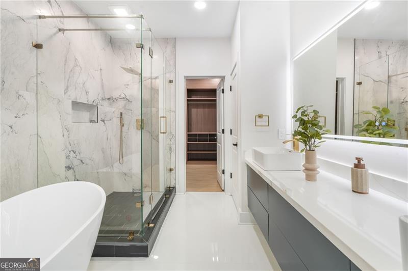 Grand Terraza - Residential