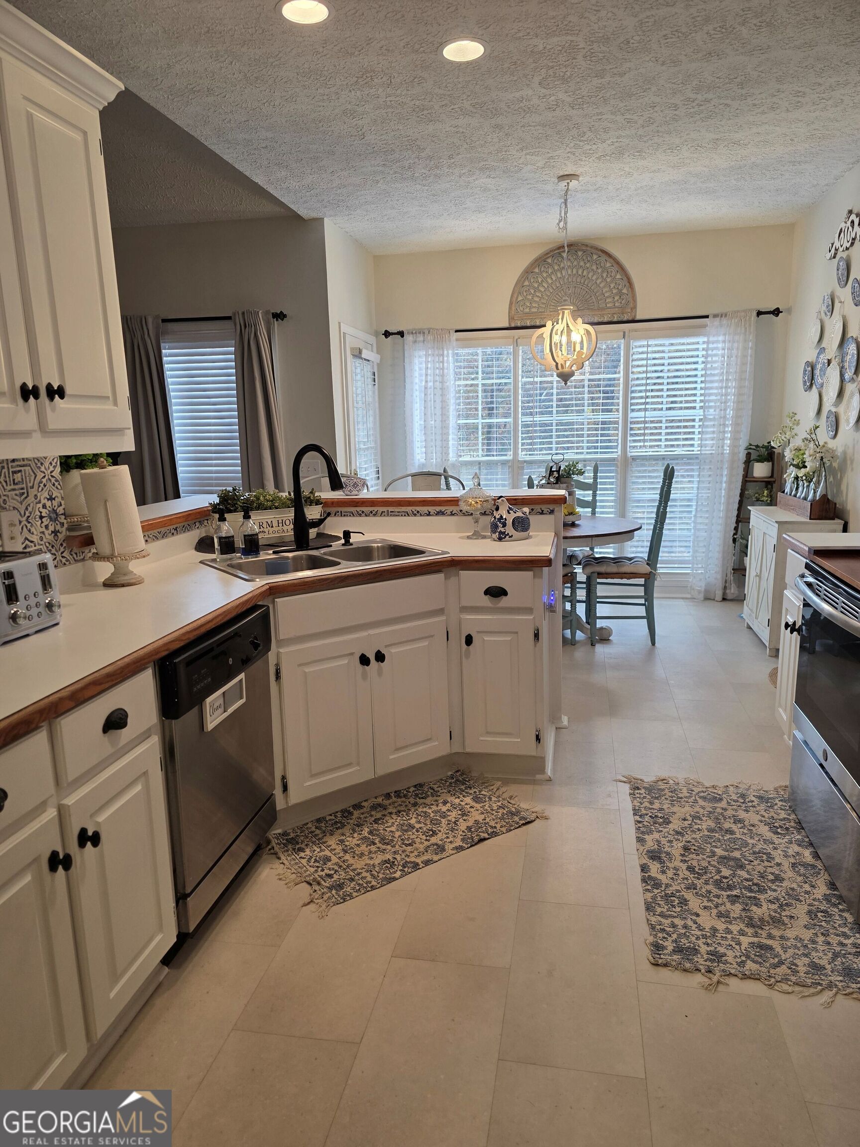 Laurel Lake - Residential