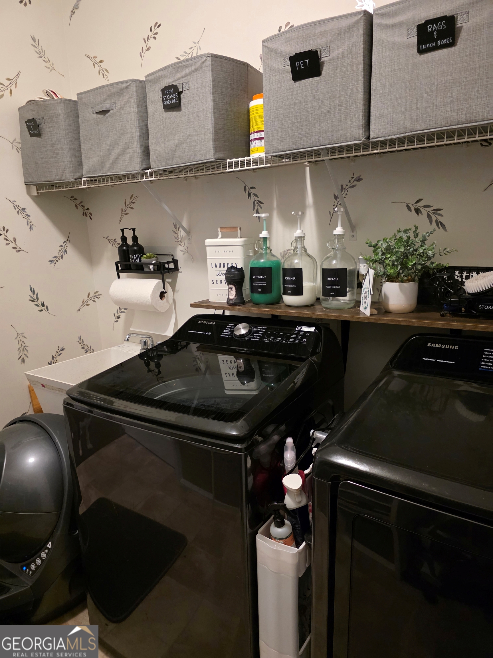 Laurel Lake - Residential