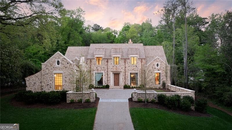 Tuxedo Park - Residential
