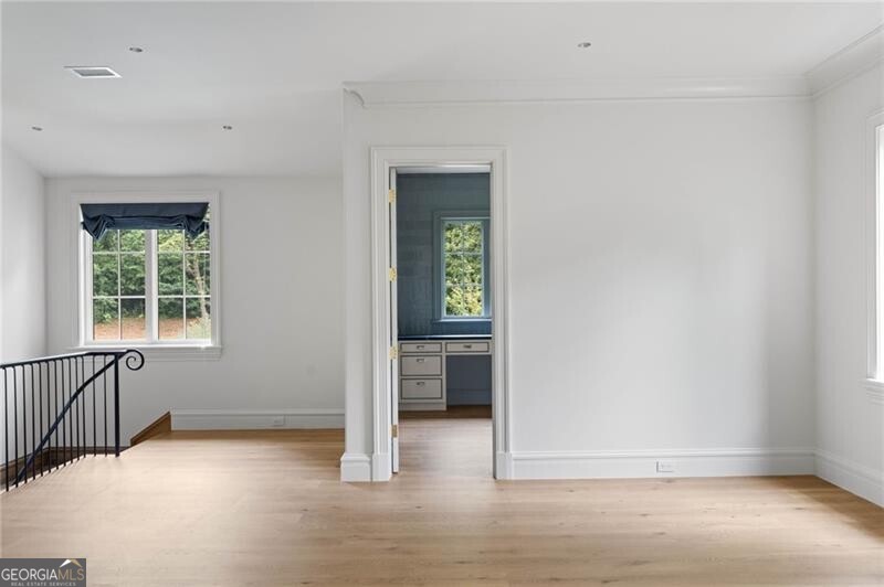 Tuxedo Park - Residential