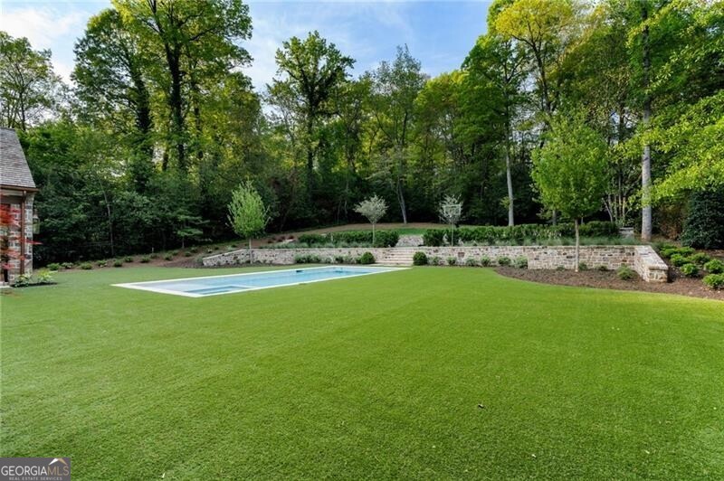 Tuxedo Park - Residential