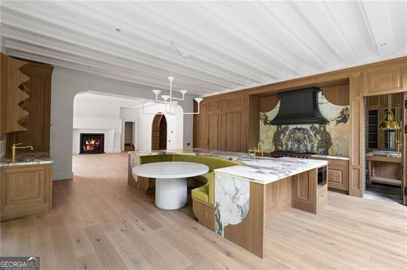 Tuxedo Park - Residential
