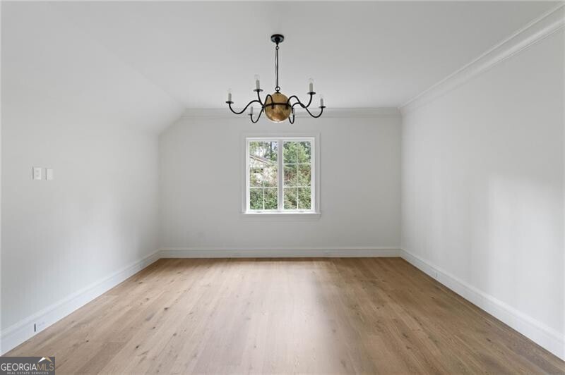 Tuxedo Park - Residential