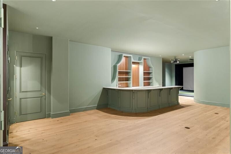 Tuxedo Park - Residential