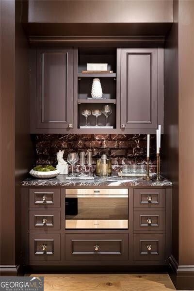 Tuxedo Park - Residential