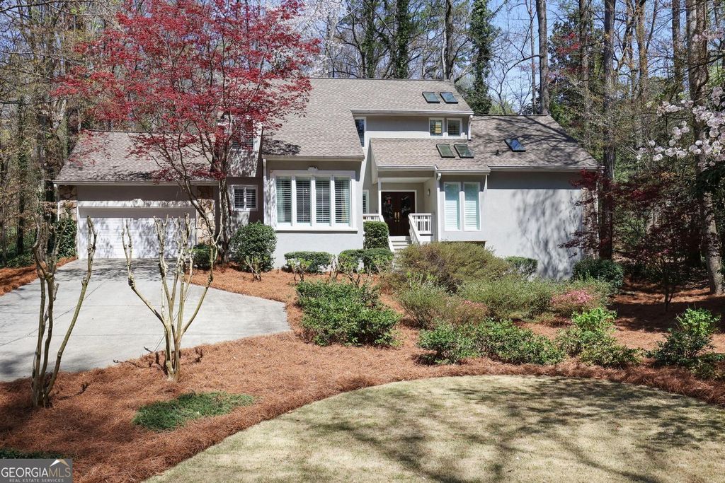 Photo of 80 Seville Chase, Atlanta, GA 30328 (MLS # 10681990)