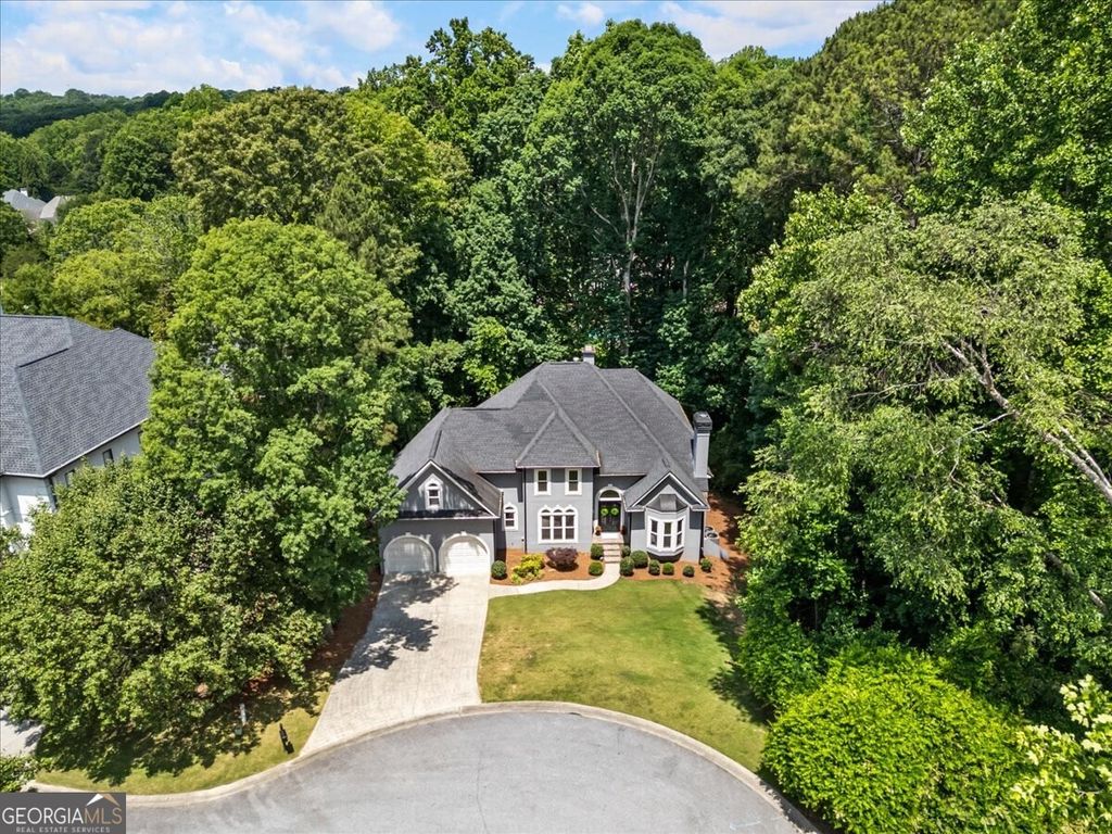 Photo of 3851 Glenhurst Drive SE, Smyrna, GA 30080 (MLS # 10769396)