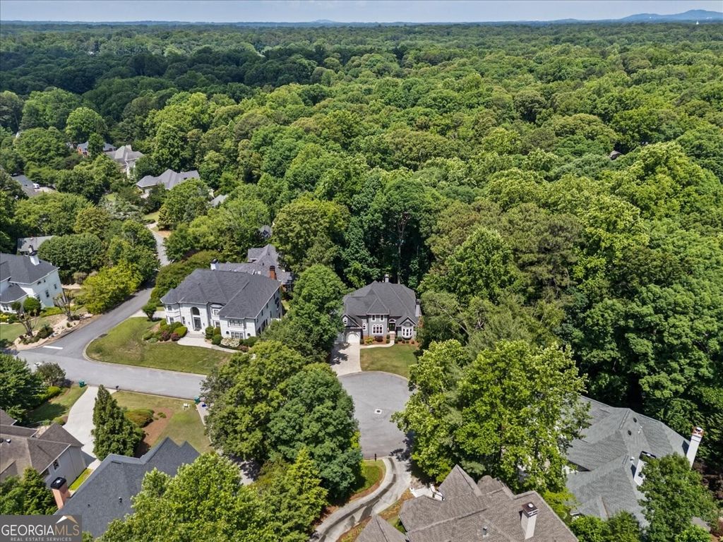 Photo of 3851 Glenhurst Drive SE, Smyrna, GA 30080 (MLS # 10769396)