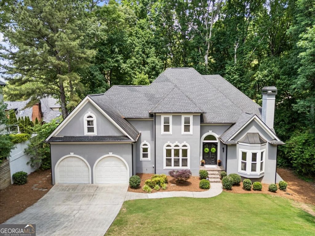 Photo of 3851 Glenhurst Drive SE, Smyrna, GA 30080 (MLS # 10769396)