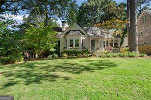 414 E Wesley RD NE