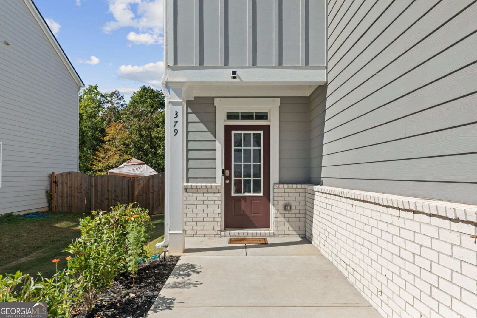 379 Shadwood PL
