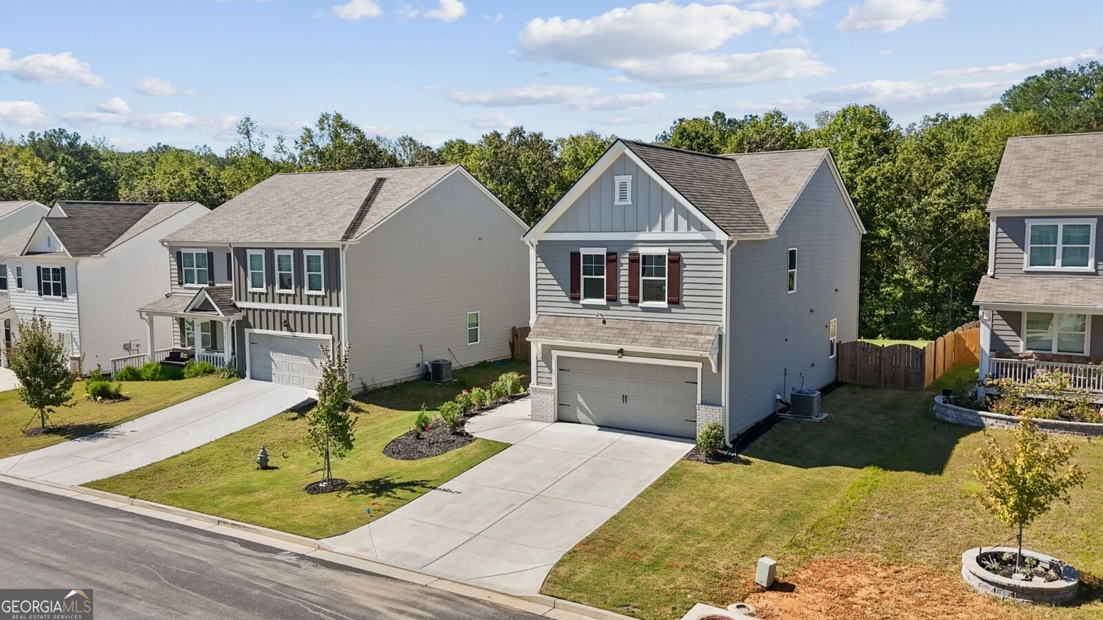379 Shadwood PL