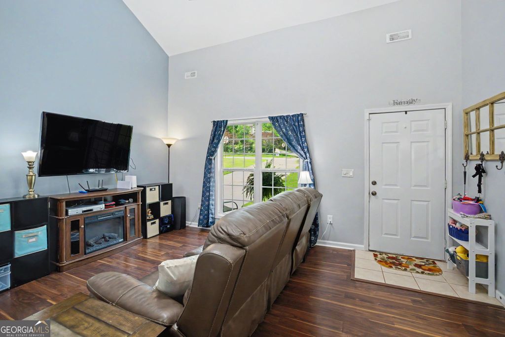 Photo of 179 Wynnmeade Parkway, Peachtree City, GA 30269 (MLS # 10798435)