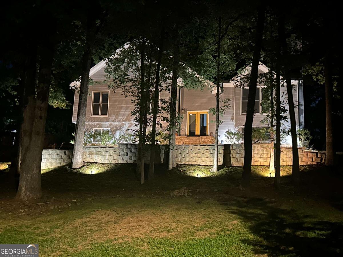 1200 Cherry LN