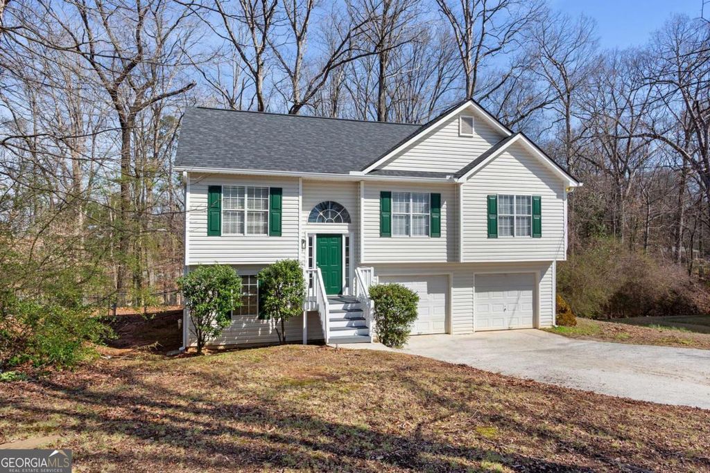 Photo of 400 Camilla Circle SW, Mableton, GA 30126 (MLS # 10701931)