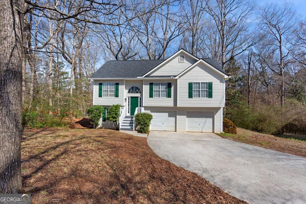 Photo of 400 Camilla Circle SW, Mableton, GA 30126 (MLS # 10701931)