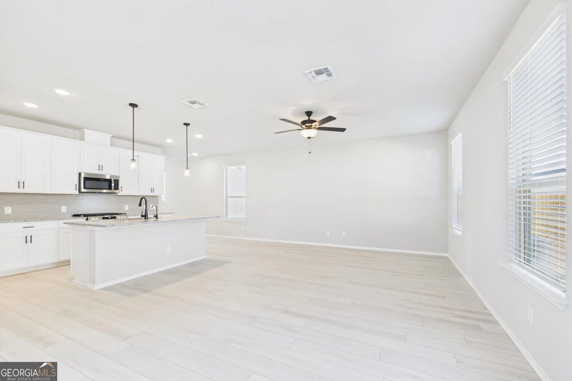 301 Greene Farm TRL