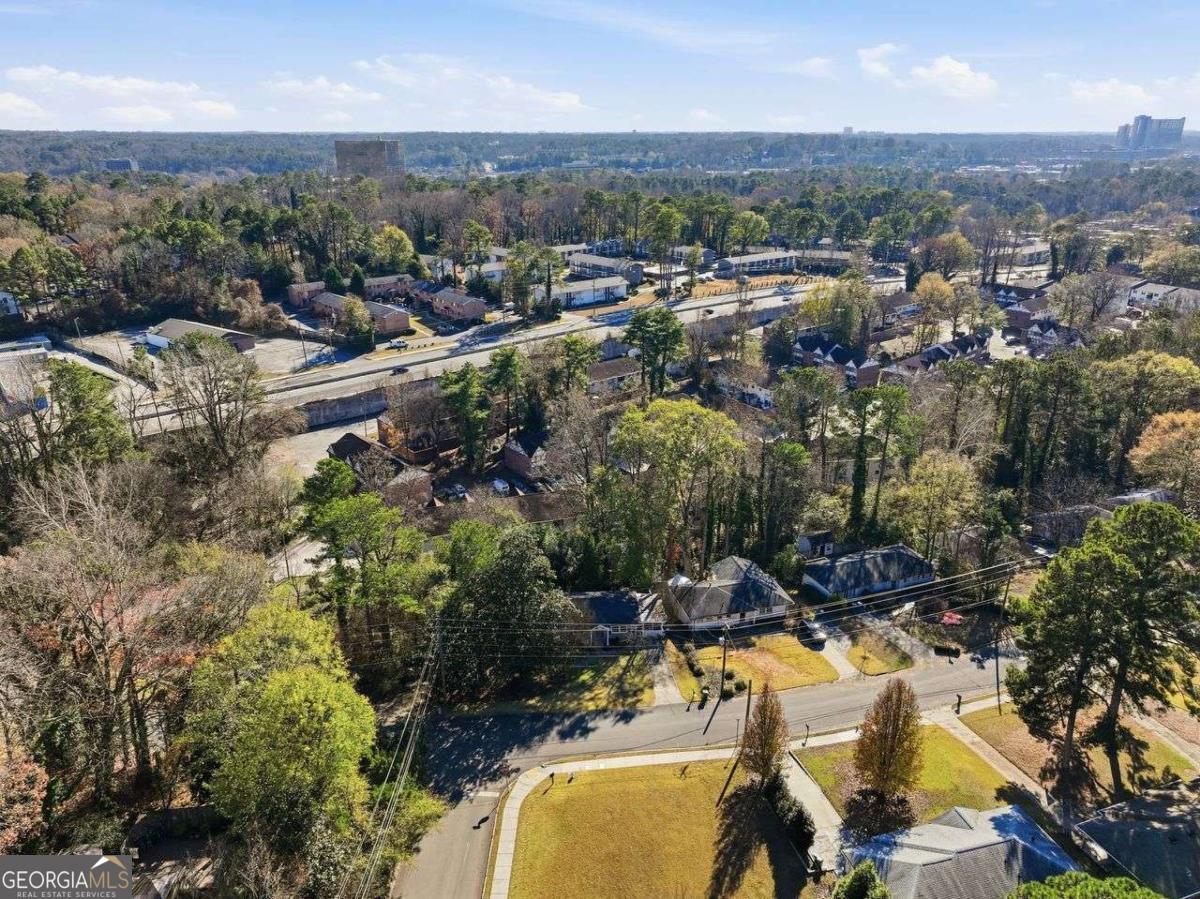 2002 DREW VALLEY RD NE