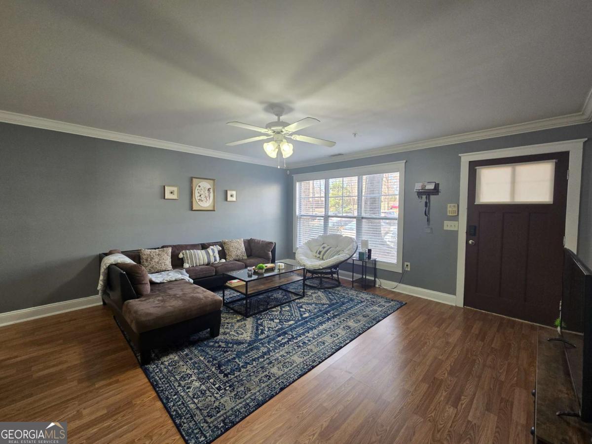 490 Barentt Shoals 205