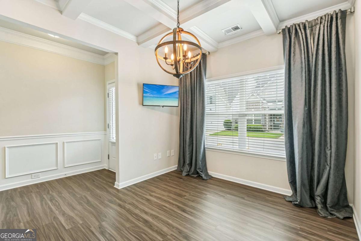 111 Hickory Village CIR