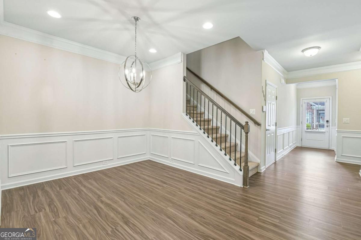 111 Hickory Village CIR