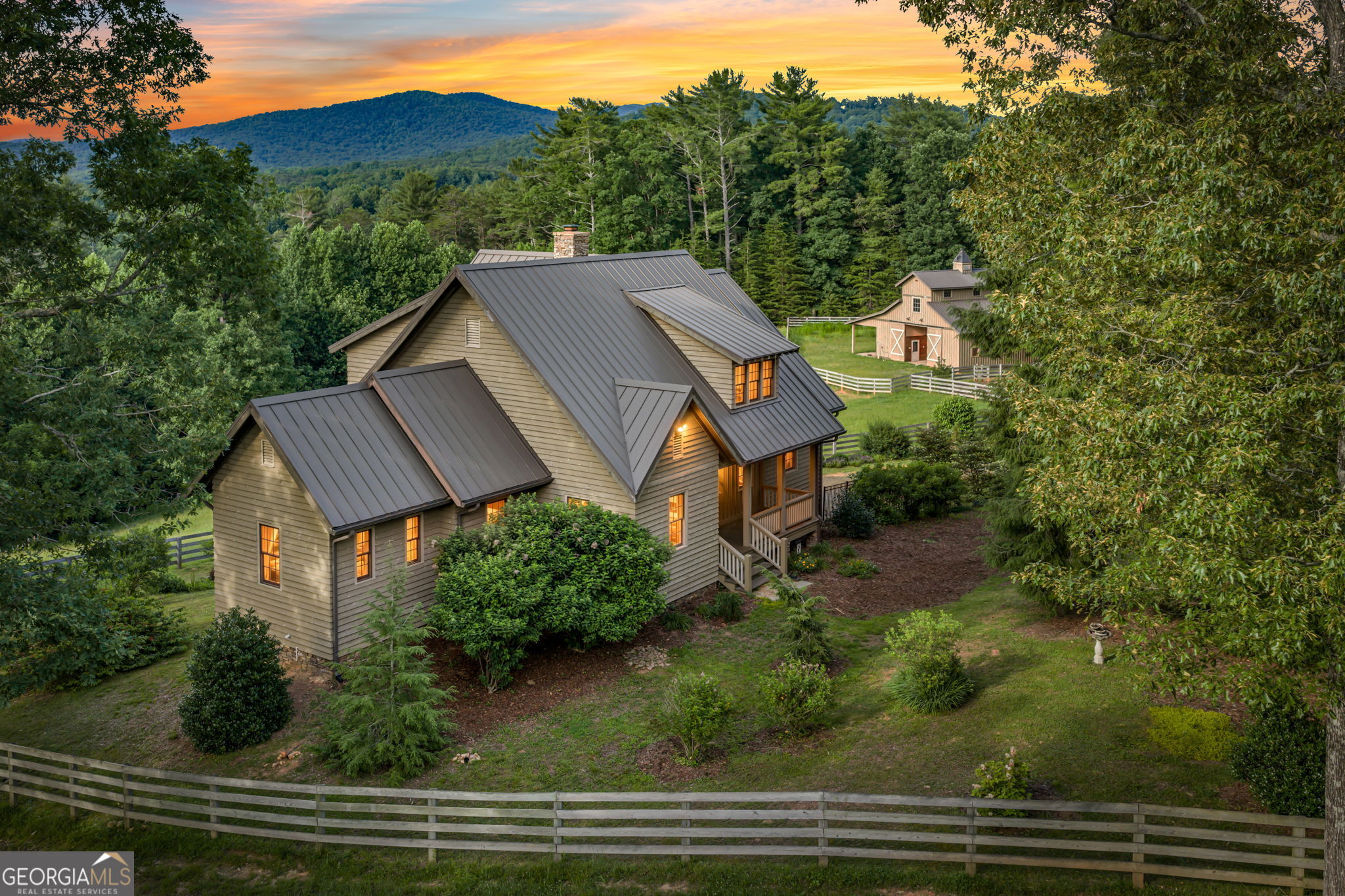 290 Old Anderson Creek Rd, Ellijay, GA, 30536, USA, 3 Bedrooms Bedrooms, ,3 BathroomsBathrooms,Residential,Active,290 Old Anderson Creek Rd,10790509