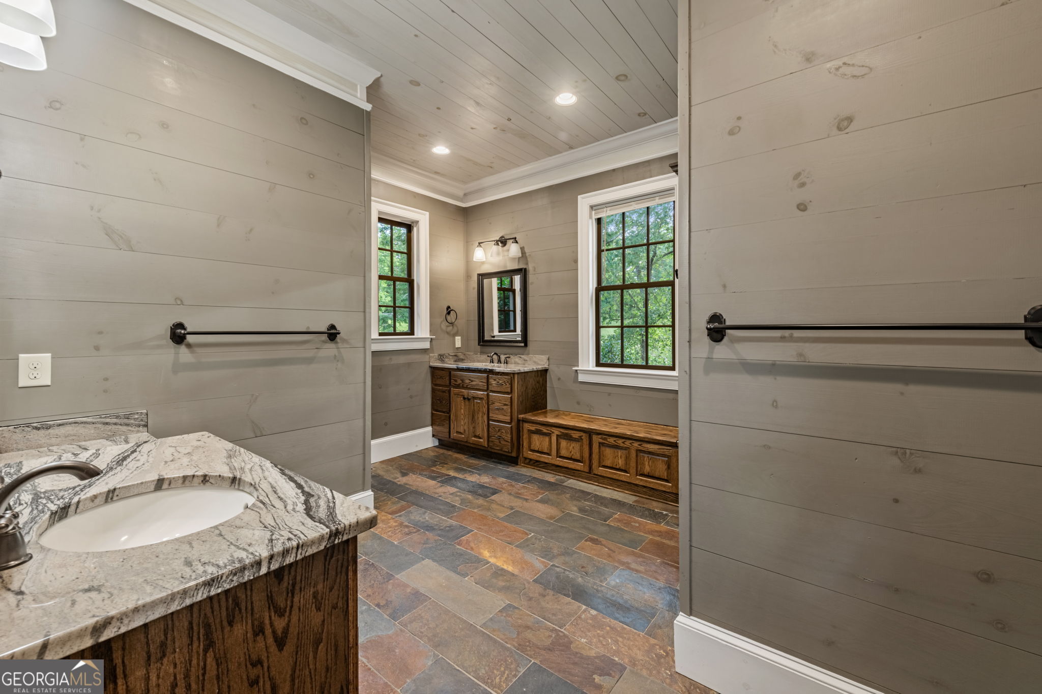 290 Old Anderson Creek Rd, Ellijay, GA, 30536, USA, 3 Bedrooms Bedrooms, ,3 BathroomsBathrooms,Residential,Active,290 Old Anderson Creek Rd,10790509