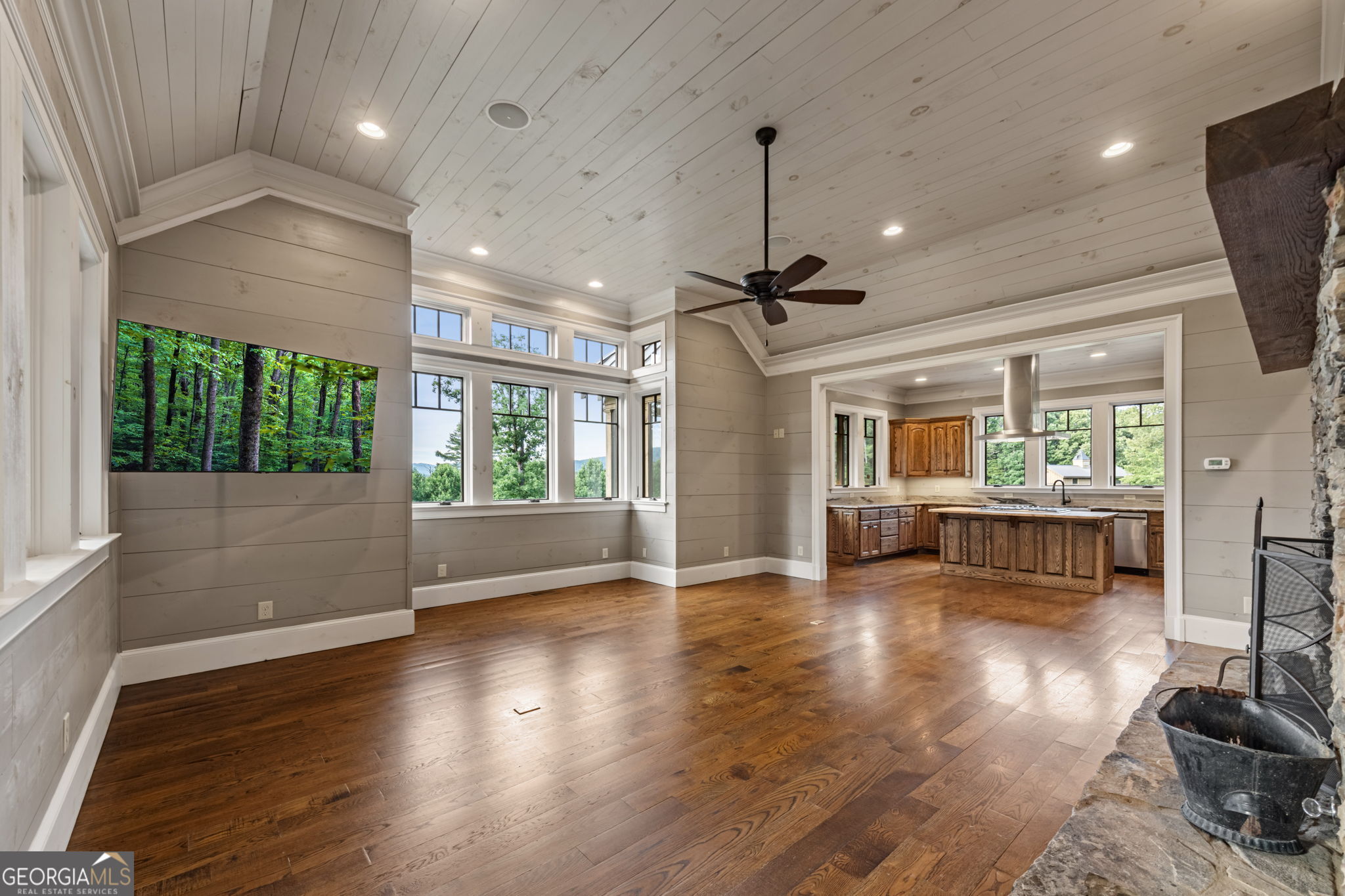 290 Old Anderson Creek Rd, Ellijay, GA, 30536, USA, 3 Bedrooms Bedrooms, ,3 BathroomsBathrooms,Residential,Active,290 Old Anderson Creek Rd,10790509