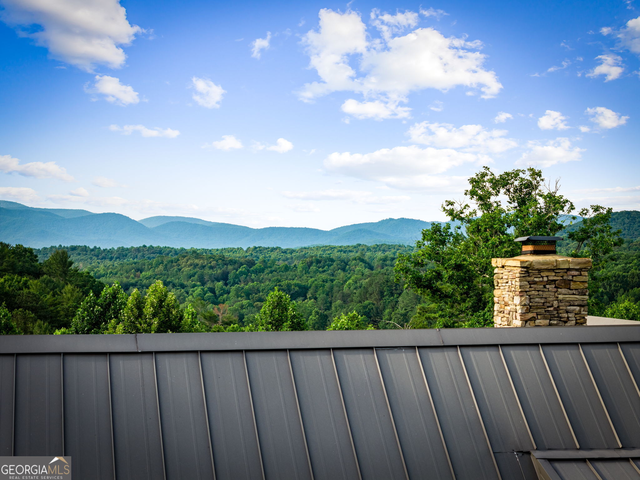 290 Old Anderson Creek Rd, Ellijay, GA, 30536, USA, 3 Bedrooms Bedrooms, ,3 BathroomsBathrooms,Residential,Active,290 Old Anderson Creek Rd,10790509