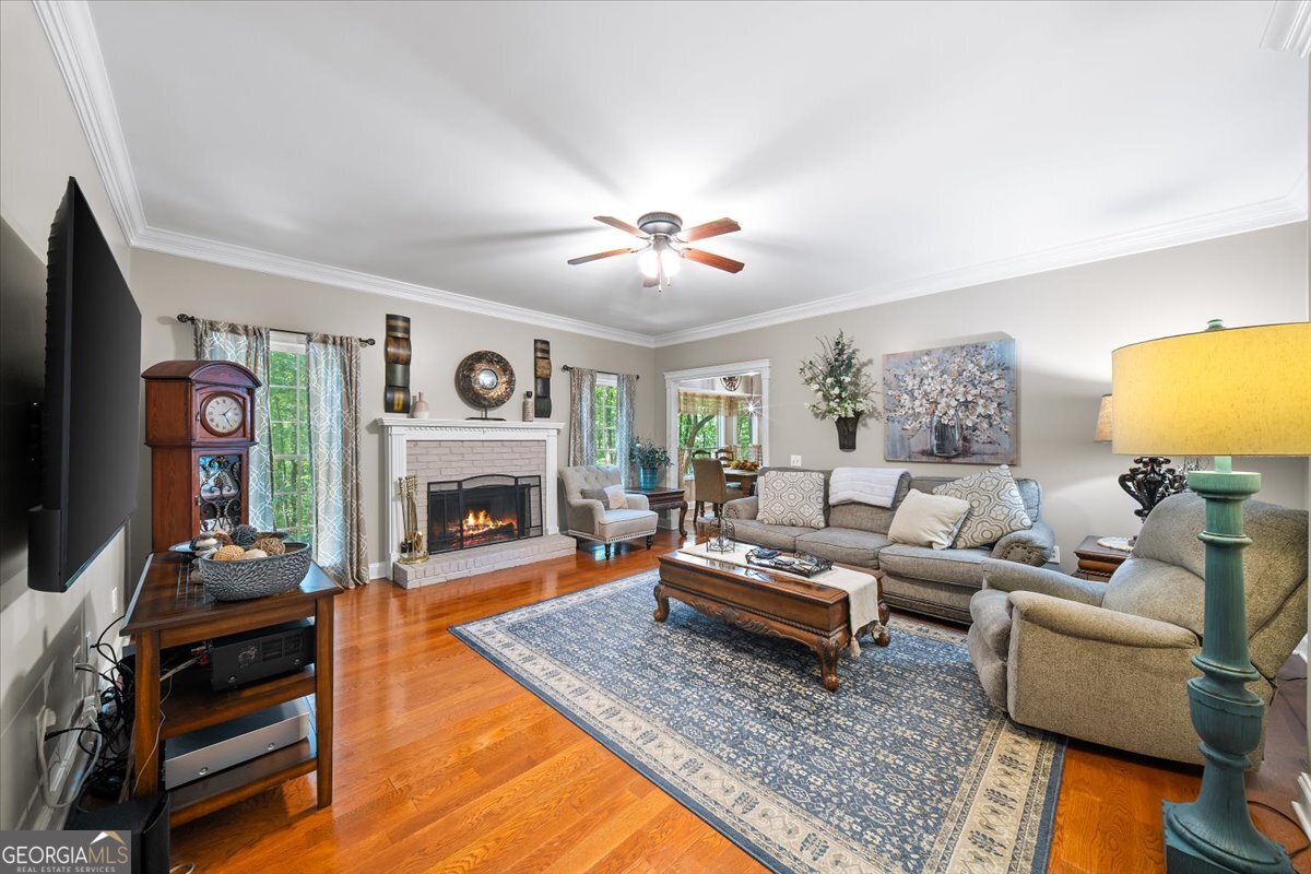 5074 Peach Mountain CIR