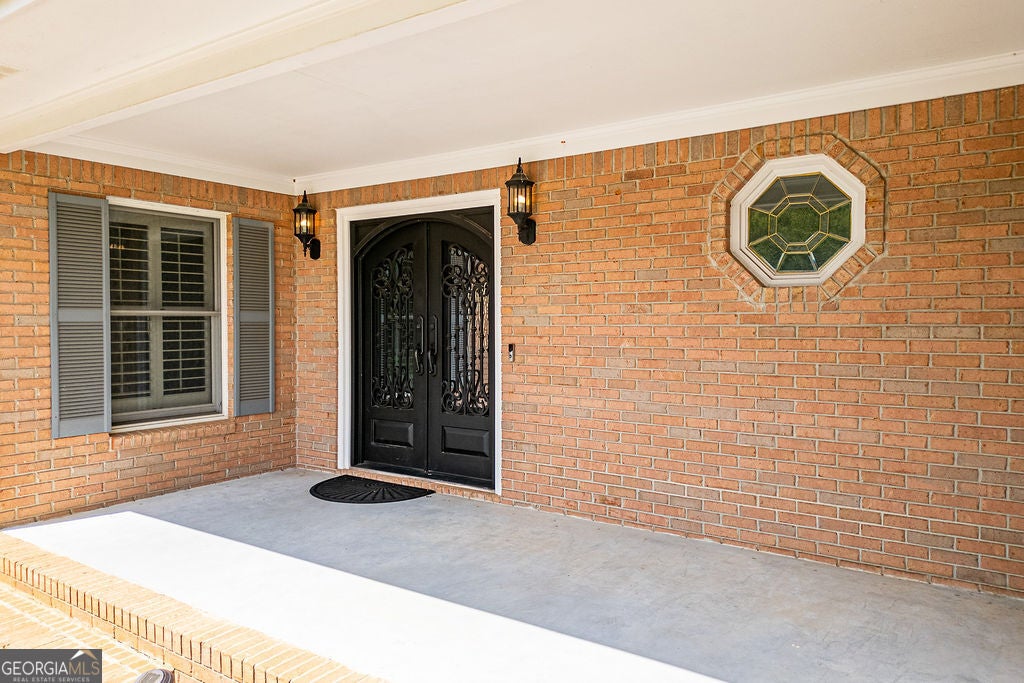 210 Wildwood DR