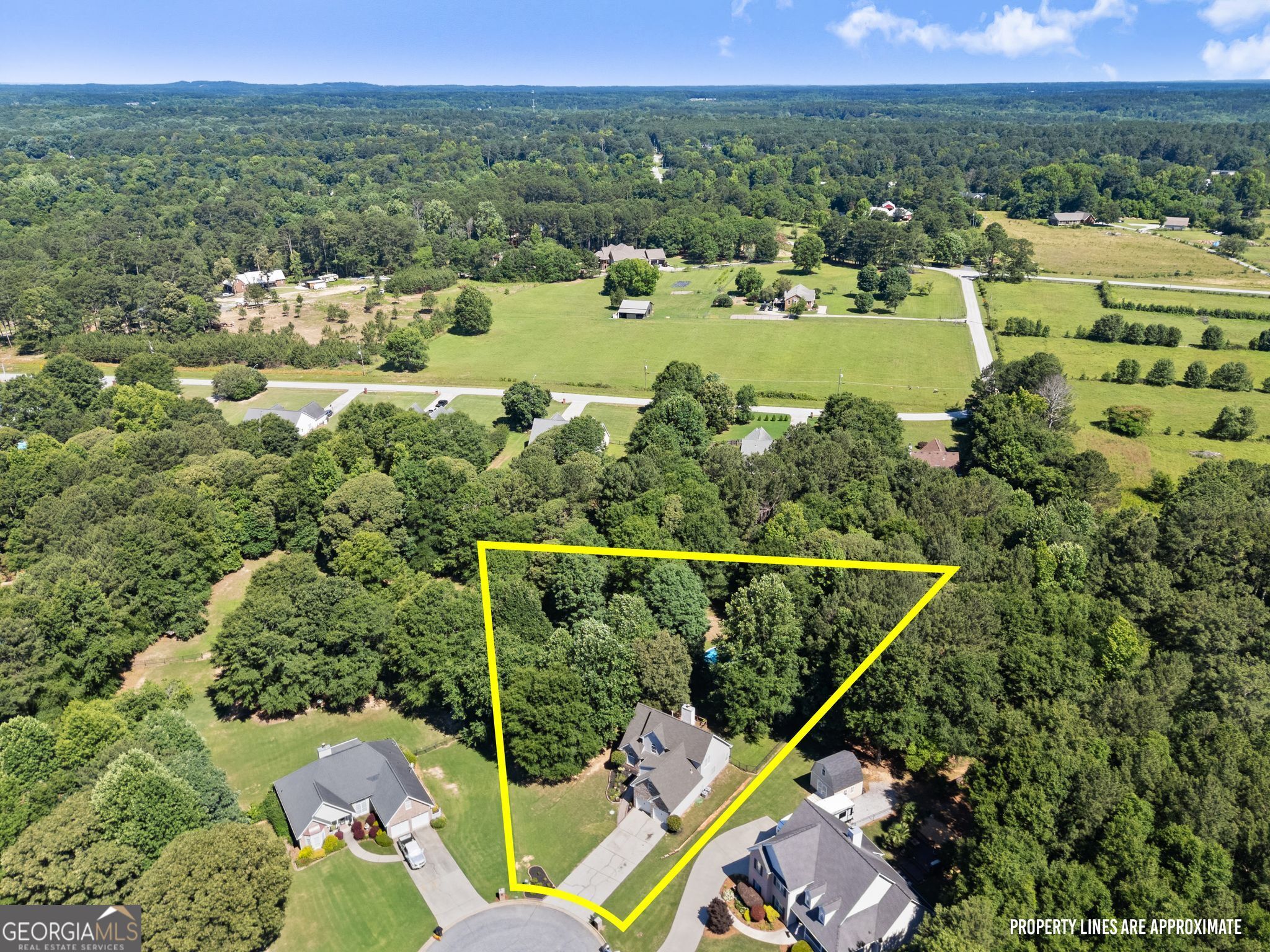 4523 Lafayette LN