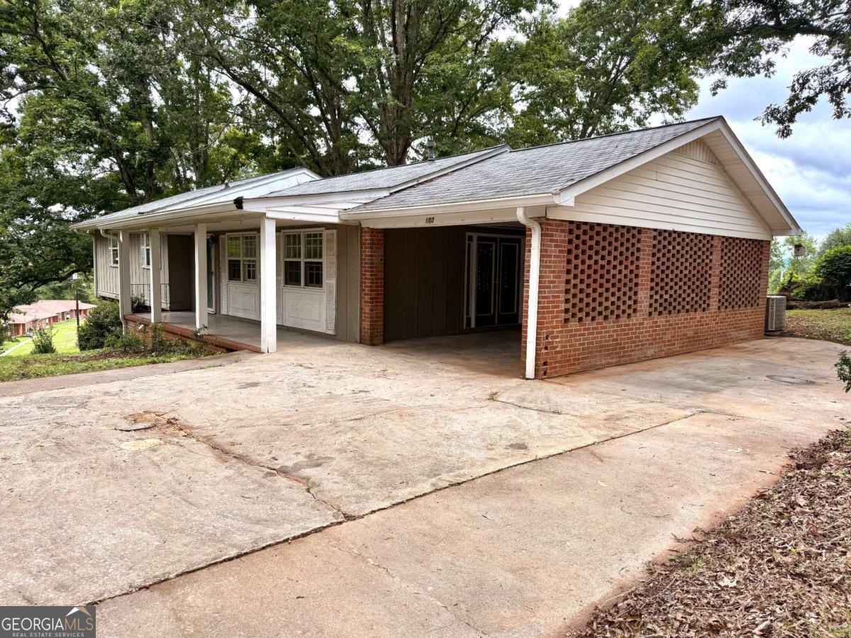 103 Marlette DR