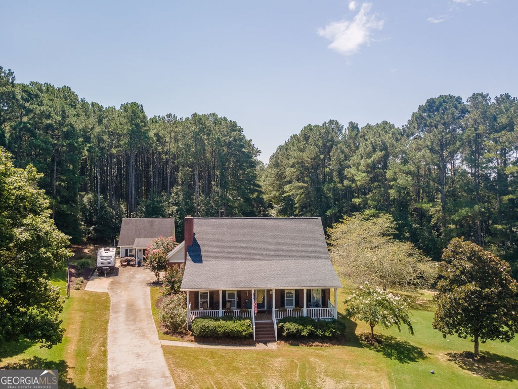 Photo of 5454 McCullers Lane, Loganville, GA 30052 (MLS # 10831073)