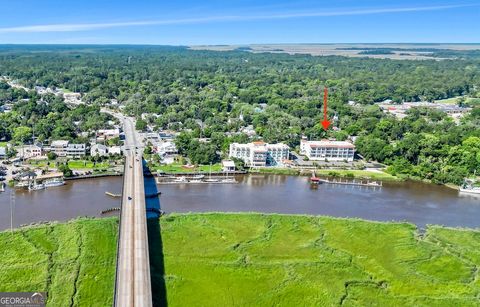 227 Fort King George DR G Darien GA 31305