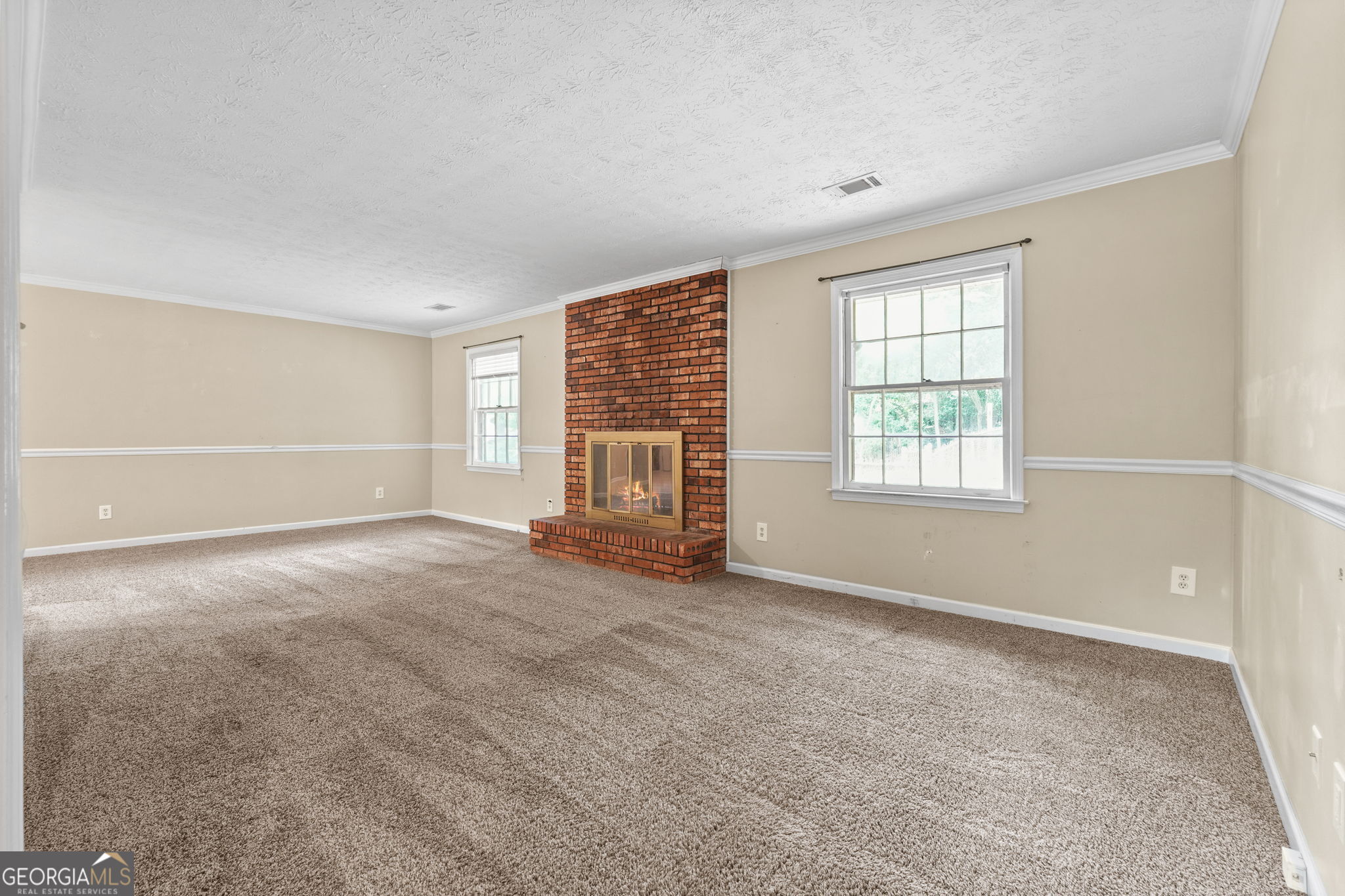 124 Hickory DR
