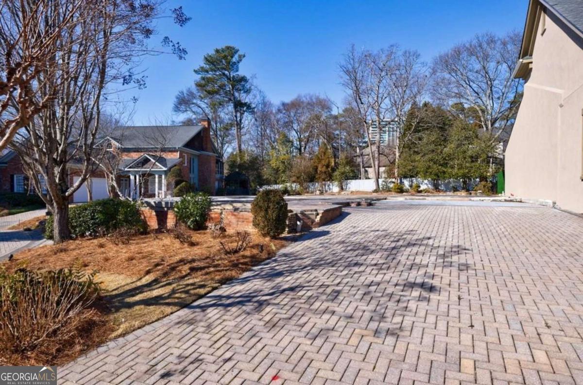 1014 Arbor TRCE NE