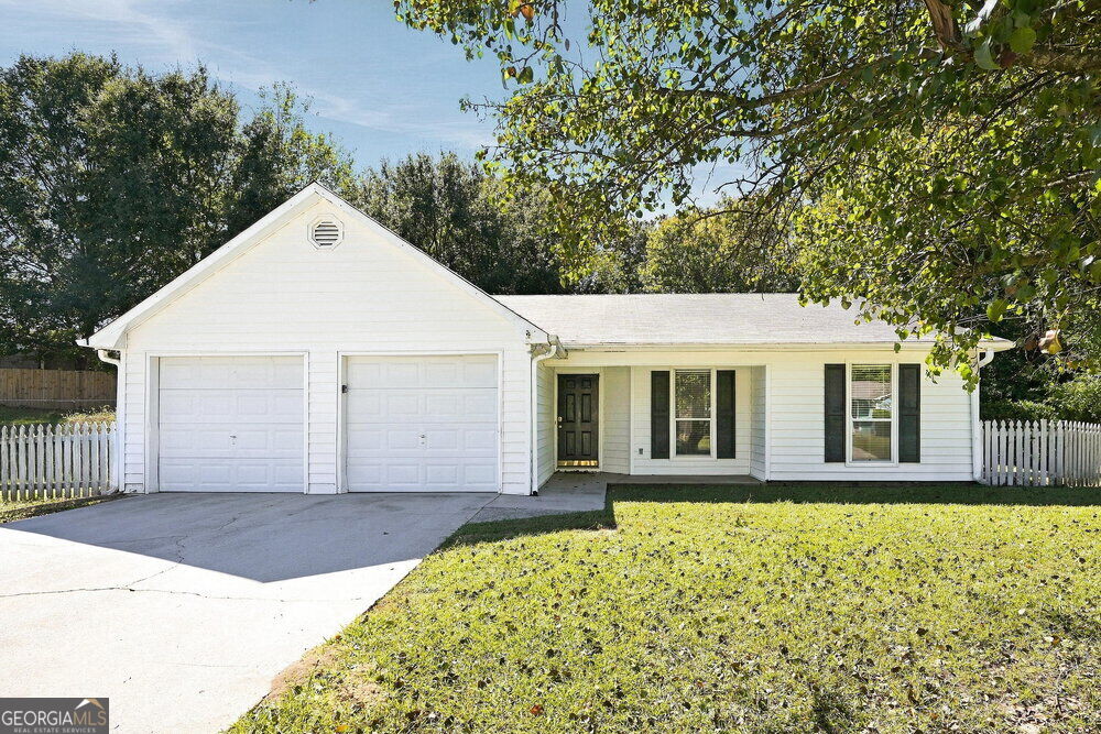 Photo of 831 Jefferson Drive SW, Conyers, GA 30094 (MLS # 10880692)