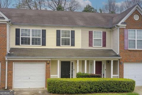 Townhouse in Morrow GA 7152 Georges Way.jpg