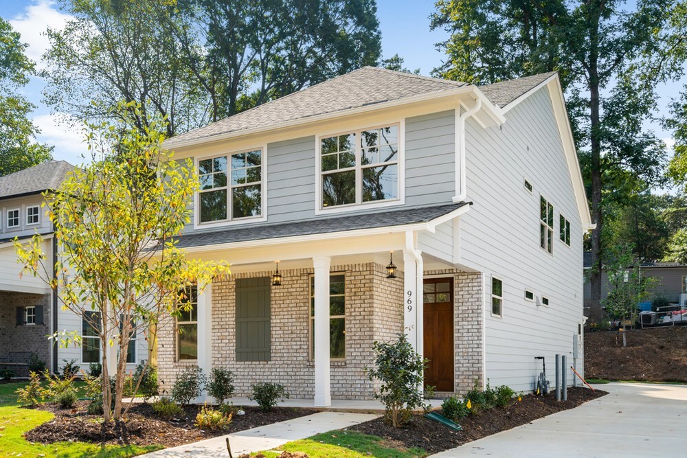 Welcome to Pontiac Place, an enclave of 25 custom homes (GREAT LOTS BOTH BASEMENT AND SLABS AVAILABLE) by award-winning O'Dwyer Homes. This will be the Chestnut 1 with entry porch floor plan. Interiors will feature all the bells and whistles - hardwood floors, stainless gas cooking, patio, 2 car garage and long driveways, sunlit rooms & open concept living. Minutes to East Atlanta Village, Glenwood Park & Grant Park, and near I-20/I-85/I-75. Pontiac Place connects to the Beltline through the Custer Connector! FOR SOME GPS: USE 1475 PONTIAC PLACE