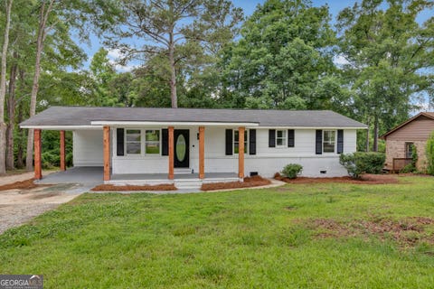 Photo of 455 Cindy Street, Jackson, GA 30233 (MLS # 10774403)