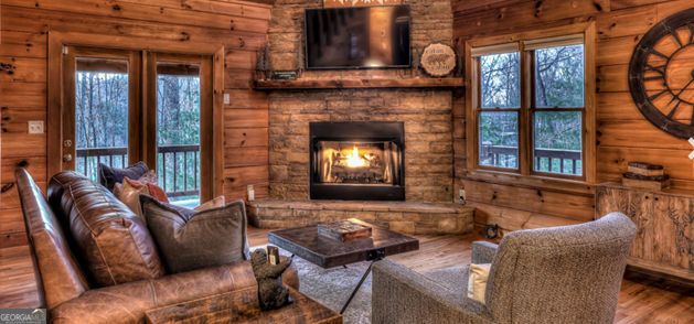 Blue Ridge, Georgia 30513, United States, 3 Bedrooms Bedrooms, ,3 BathroomsBathrooms,Residential,Active,170860