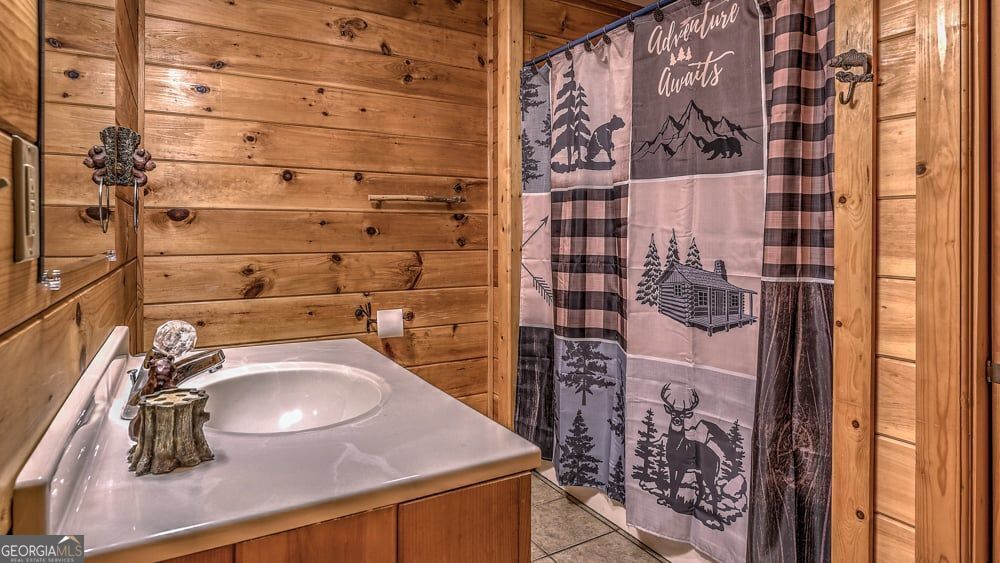 Blue Ridge, Georgia 30513, United States, 3 Bedrooms Bedrooms, ,3 BathroomsBathrooms,Residential,Active,170860