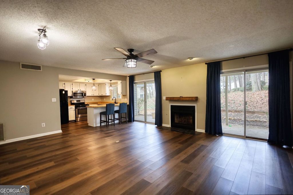 Photo of 11 Doranne Court SE, Smyrna, GA 30080 (MLS # 10728026)